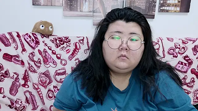 Nadine asian online show from 03-06-26, 10:43