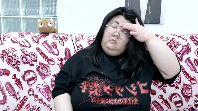 Nadine asian online show from 04-04-26, 01:56