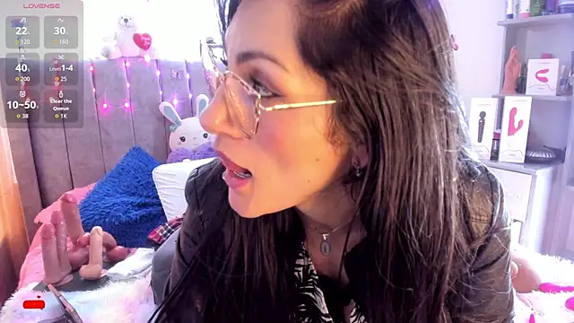 Rapunzeell  online show from 10-21-25, 08:30