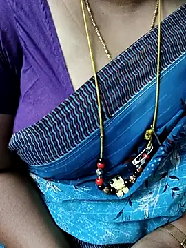 Omana-kutty online show from 02-24-25, 01:53