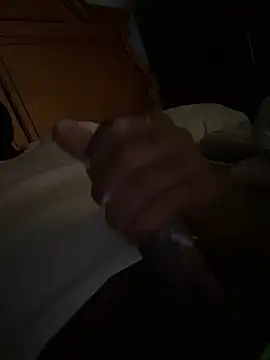 Snapshot of Cookieemonster chatting on 10-14-25, 02:56 Cookieemonster online show from 10-14-25, 02:56