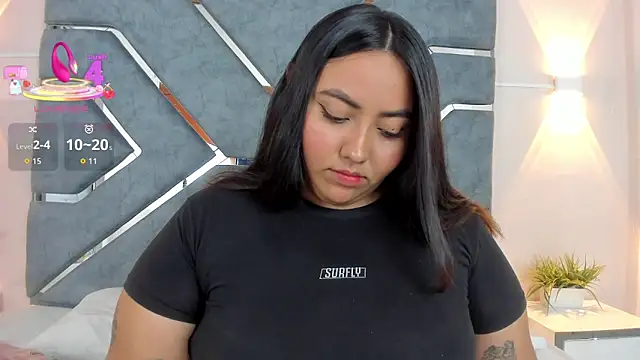 LucciaPorter online show from 01-05-26, 08:23