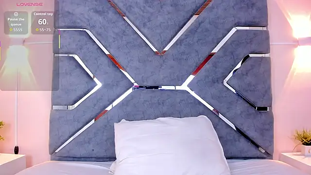 LucciaPorter online show from 11-22-25, 09:46