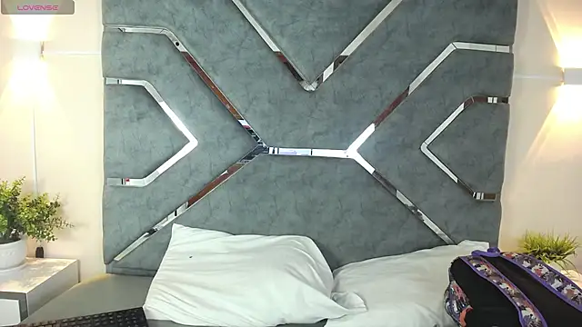 LucciaPorter online show from 03-14-26, 01:28