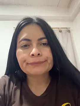 Snapshot of Janna099 chatting on 02-27-25, 01:30 Janna099 online show from 02-27-25, 01:30