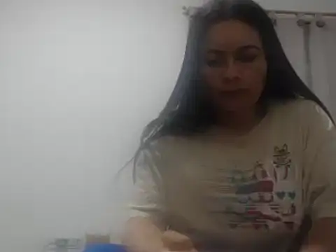 Snapshot of Janna099 chatting on 02-04-25, 12:40 Janna099 online show from 02-04-25, 12:40