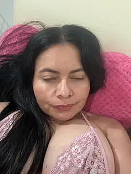 Janna099 online show from 06-25-26, 01:47