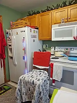 Erotic and Exotic online show from 12-18-25, 07:40