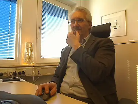 tom-swede online show from 04-09-26, 02:34