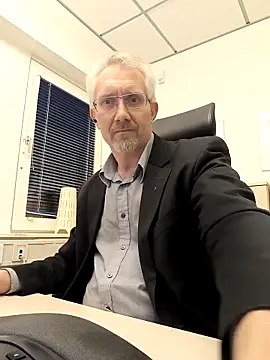 tom-swede online show from 12-22-25, 03:56