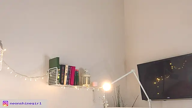 NeonShine online show from 12-21-25, 05:31