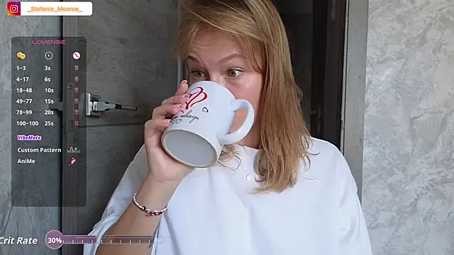 Snapshot of _Stefanie_Collins_ chatting on 07-27-26, 07:37 Stefanie Collins online show from 07-27-26, 07:37
