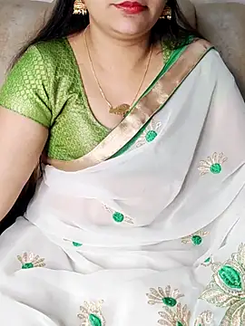 Snapshot of Traditional_Housewife_ chatting on 09-11-25, 03:17 Traditional Housewife online show from 09-11-25, 03:17