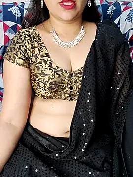 Snapshot of Traditional_Housewife_ chatting on 09-18-25, 12:13 Traditional Housewife online show from 09-18-25, 12:13