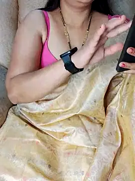 Snapshot of Traditional_Housewife_ chatting on 03-12-25, 02:20 Traditional Housewife online show from 03-12-25, 02:20