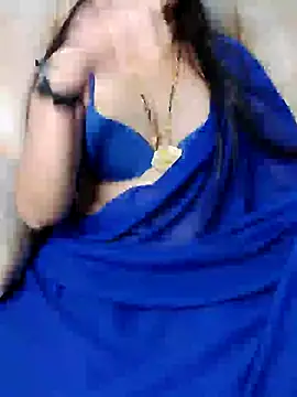 Snapshot of Traditional_Housewife_ chatting on 02-07-25, 03:30 Traditional Housewife online show from 02-07-25, 03:30
