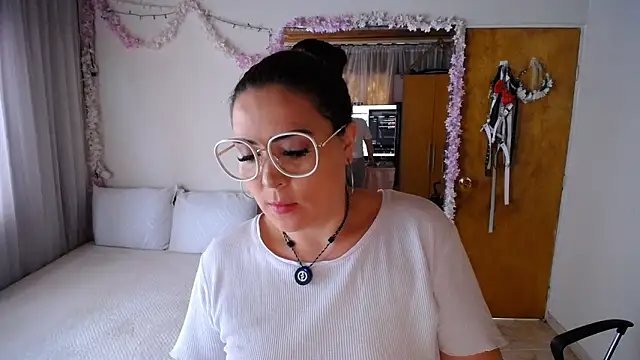 Snapshot of Sahory__ chatting on 03-03-26, 08:16 Sahory online show from 03-03-26, 08:16