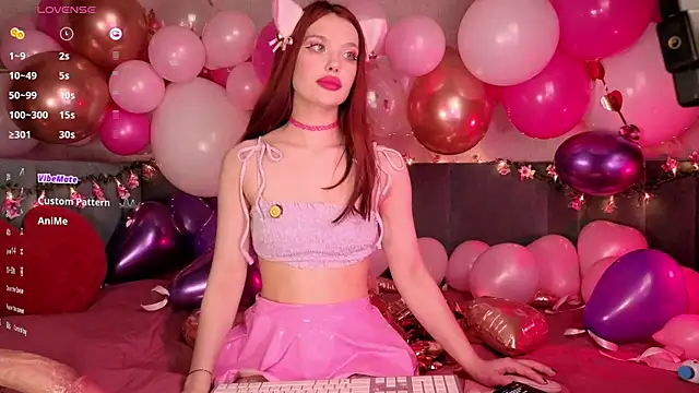 Snapshot of PrettyLilie chatting on 02-14-26, 03:12 PrettyLilie online show from 02-14-26, 03:12