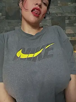 passionate love22 online show from 12-04-25, 11:26