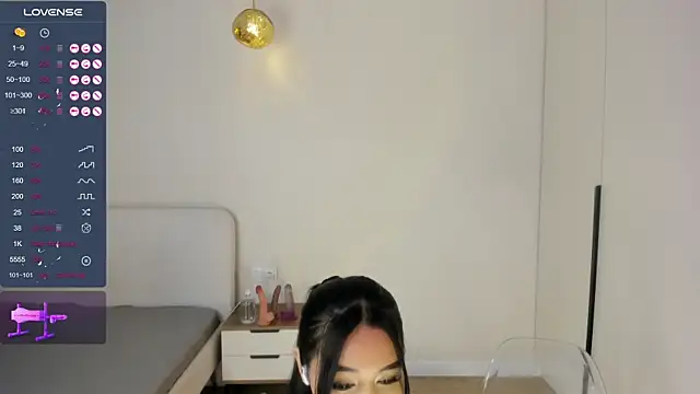 Lee yoo online show from 04-04-26, 06:47