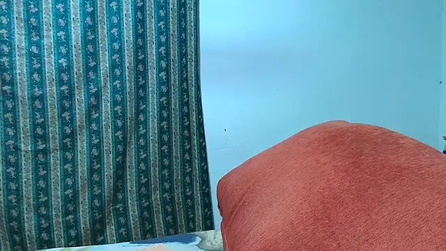 kendalkitty1 online show from 01-11-26, 08:49