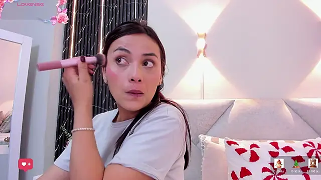 katrina kaif x online show from 12-18-25, 07:07