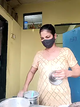 indianliza online show from 12-17-24, 04:45
