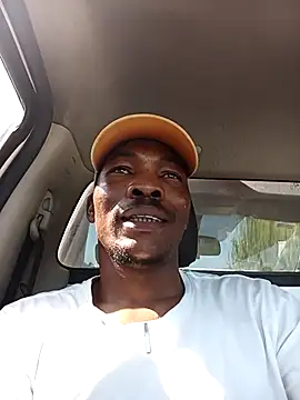 Ngamla123 online show from 10-28-25, 01:21