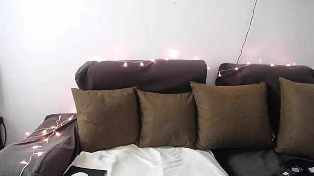 sara winehouse1 online show from 01-19-25, 02:06