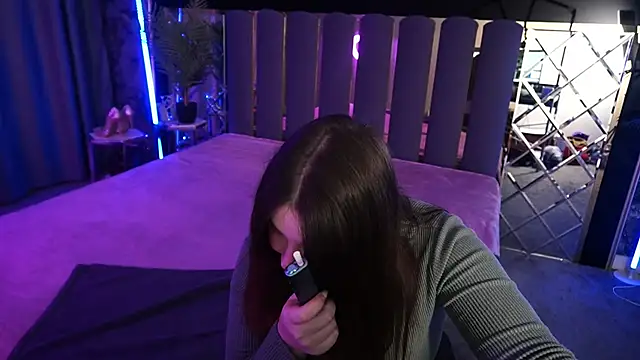 RosieMoons online show from 11-04-25, 08:23