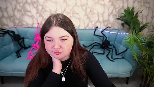 RosieMoons online show from 10-24-25, 07:24