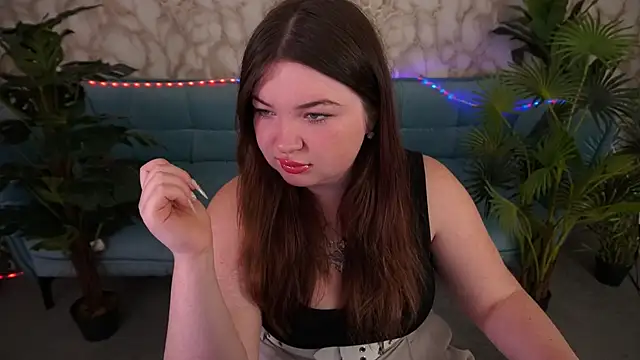 RosieMoons online show from 10-11-25, 07:37