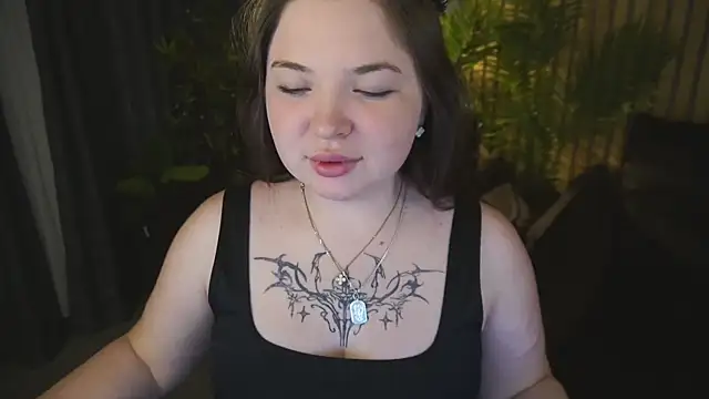 RosieMoons online show from 11-24-25, 08:20