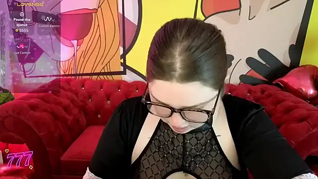 RosieMoons online show from 04-01-26, 07:44