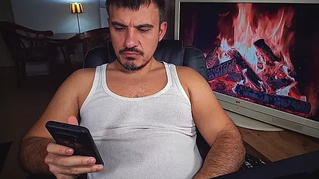 officeman7 online show from 02-02-25, 04:32