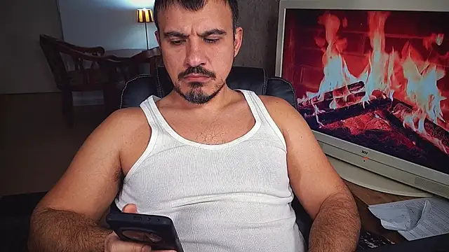 officeman7 online show from 02-09-25, 04:07