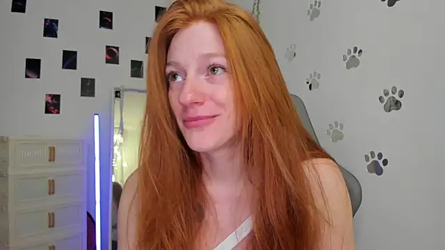 Aliceginger99 online show from 04-16-26, 05:19