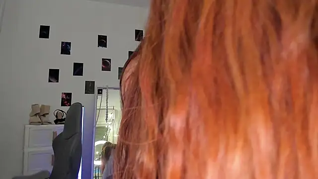 Aliceginger99 online show from 05-06-26, 01:15