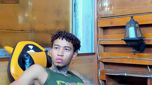 sexy blacks  online show from 09-25-25, 11:27