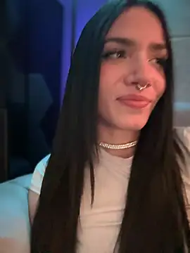 Snapshot of ShannonShanny chatting on 03-19-25, 08:54 ShannonShanny online show from 03-19-25, 08:54