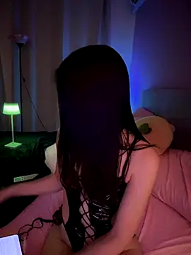 Snapshot of ShannonShanny chatting on 10-03-25, 03:24 ShannonShanny online show from 10-03-25, 03:24