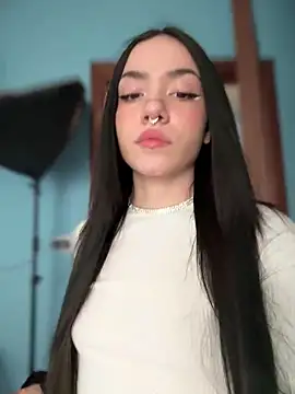 Snapshot of ShannonShanny chatting on 03-02-25, 08:27 ShannonShanny online show from 03-02-25, 08:27