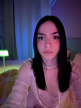 Snapshot of ShannonShanny chatting on 10-06-25, 03:57 ShannonShanny online show from 10-06-25, 03:57