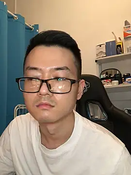 wangjian2324 online show from 02-18-26, 05:42