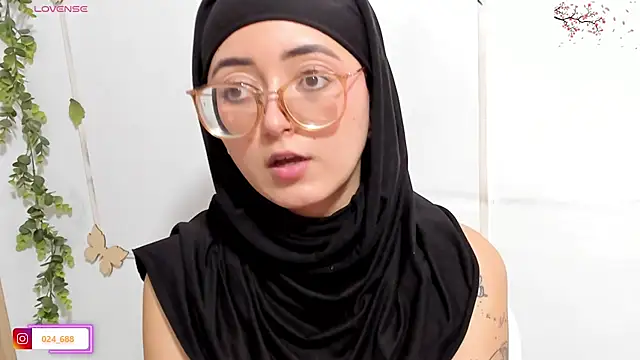 aysel elid online show from 06-21-26, 07:19