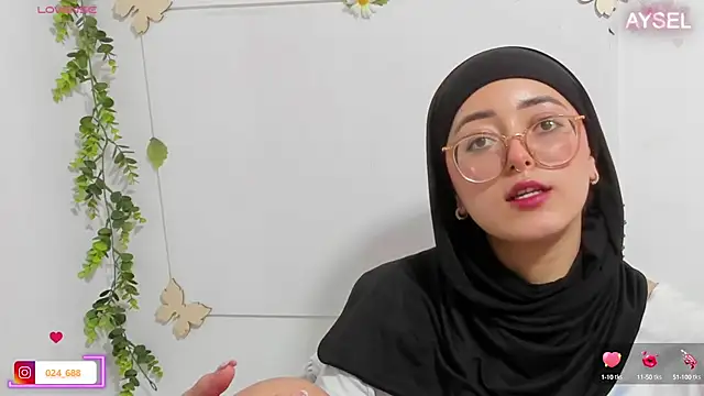 Snapshot of aysel_elid chatting on 03-19-25, 11:25 aysel elid online show from 03-19-25, 11:25