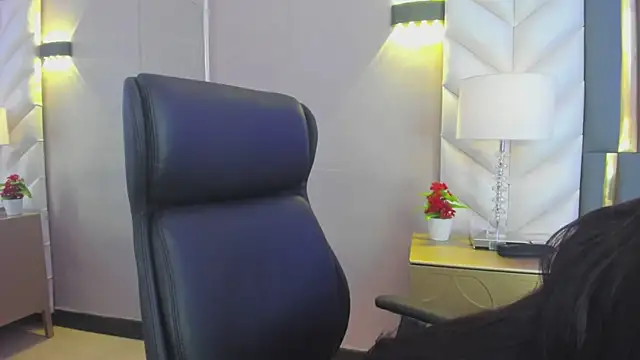 Snapshot of ChloeHarper_ chatting on 03-13-26, 11:48 ChloeHarper online show from 03-13-26, 11:48