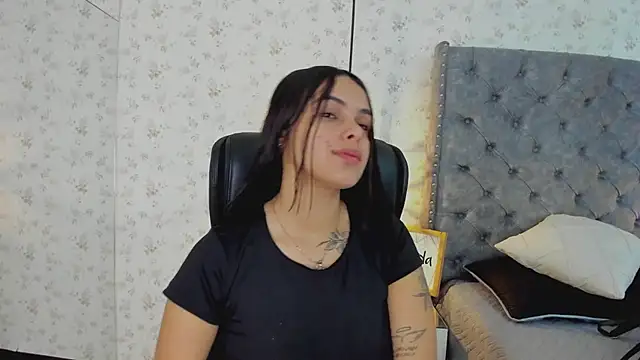 ChloeHarper  online show from 07-24-26, 02:24