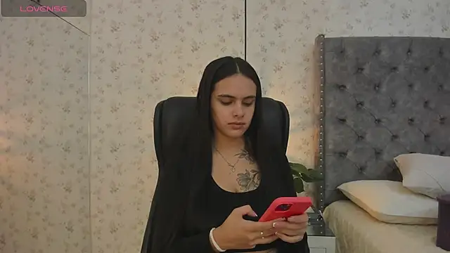 ChloeHarper  online show from 05-28-26, 11:38