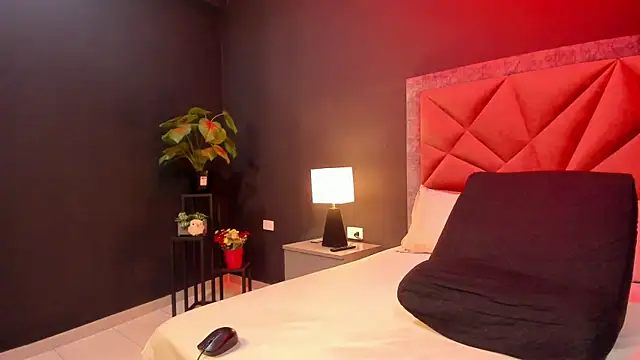 mia milff online show from 02-27-26, 07:14